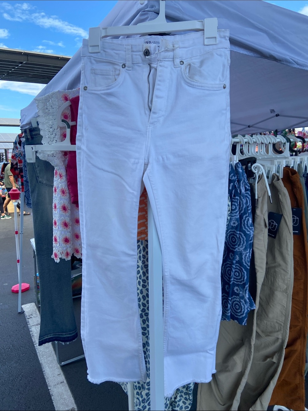 Zara White High-Rise Cropped Straight Jeans